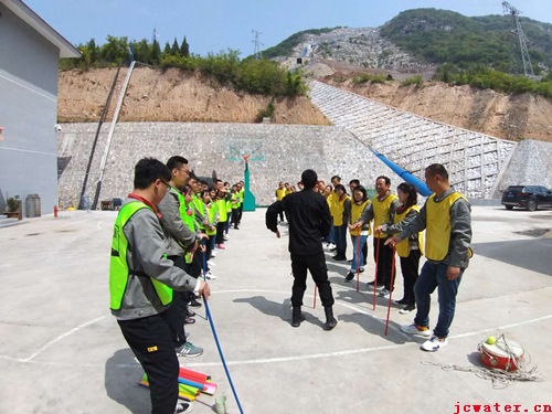 公司舉辦“慶五一、迎五四”職工文體活動(dòng)